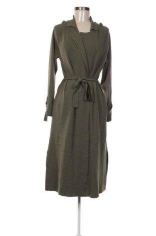 Дамска жилетка Massimo Dutti, Размер S, Цвят Зелен, Цена 21,98 €