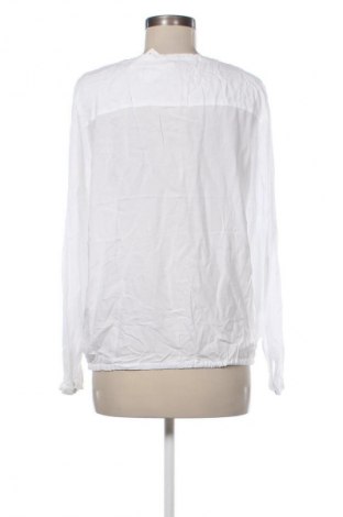 Дамска риза Esprit, Размер S, Цвят Бял, Цена 3,57 €