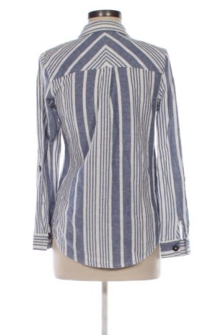 Γυναικείο πουκάμισο Raspberry, Μέγεθος M, Χρώμα Πολύχρωμο, Τιμή 4,99 €