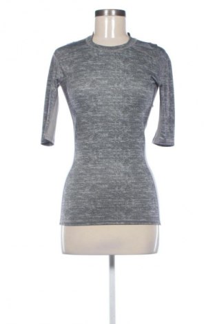 Дамска тениска Adidas, Размер M, Цвят Сив, Цена 9,59 €