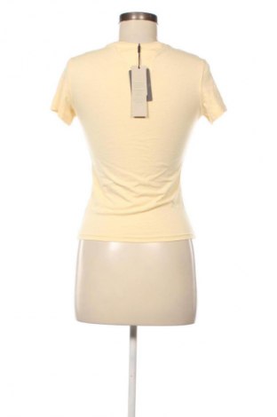 Damski T-shirt Tommy Jeans, Rozmiar S, Kolor Żółty, Cena 137,99 zł
