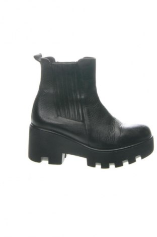 Дамски боти Ingiliz, Размер 37, Цвят Черен, Цена 159,00 €