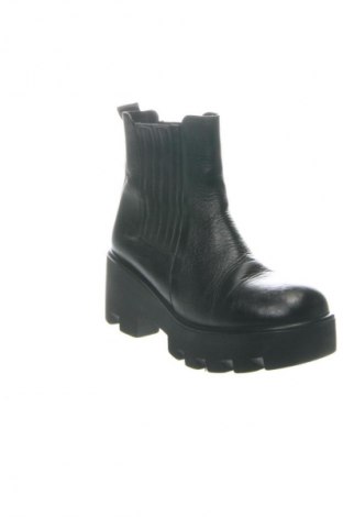 Дамски боти Ingiliz, Размер 37, Цвят Черен, Цена 159,00 €