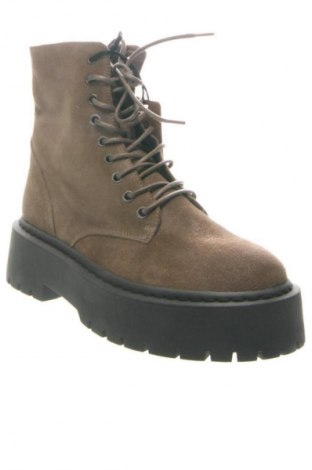 Дамски боти Steve Madden, Размер 38, Цвят Кафяв, Цена 76,69 €