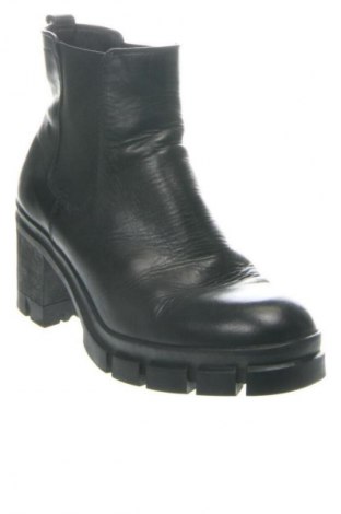 Γυναικεία μποτάκια Tamaris, Μέγεθος 38, Χρώμα Μαύρο, Τιμή 85,99 €