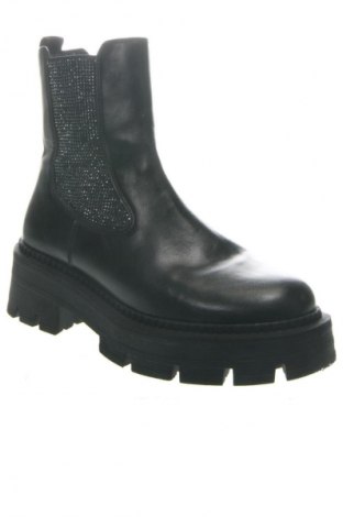 Дамски боти Tamaris, Размер 39, Цвят Черен, Цена 40,39 €