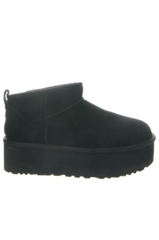 Дамски боти UGG Australia, Размер 41, Цвят Черен, Цена 76,69 €