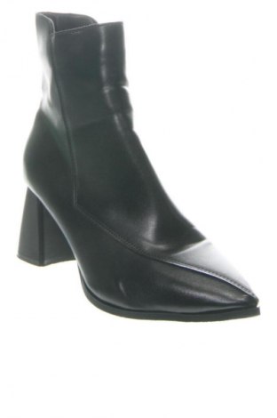 Дамски боти Unbranded, Размер 40, Цвят Черен, Цена 32,21 €