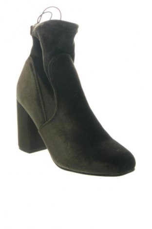 Дамски боти Vero Moda, Размер 38, Цвят Зелен, Цена 23,00 €