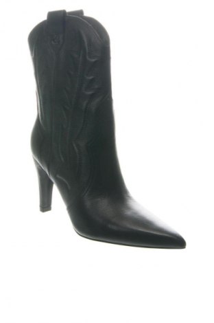 Дамски ботуши Guess, Размер 39, Цвят Черен, Цена 107,37 €