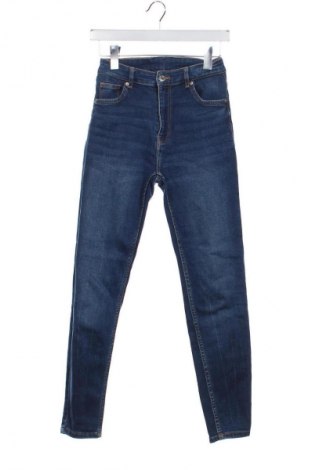 Дамски дънки Bershka, Размер XS, Цвят Син, Цена 15,33 €