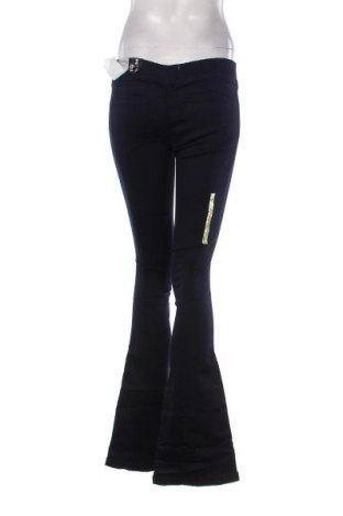 Dámské džíny  Bershka, Velikost S, Barva Modrá, Cena  579,00 Kč