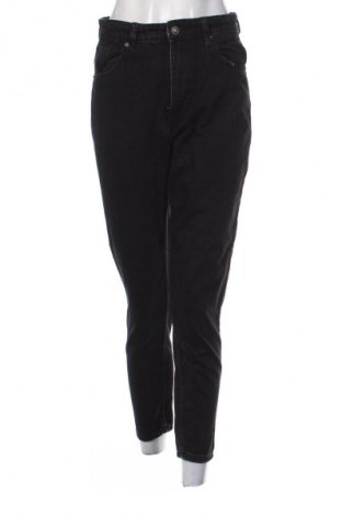 Дамски дънки Bershka, Размер S, Цвят Черен, Цена 9,20 €