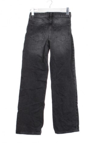 Дамски дънки Bershka, Размер S, Цвят Черен, Цена 8,69 €