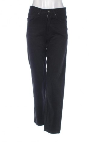 Γυναικείο Τζίν Bershka, Μέγεθος M, Χρώμα Μαύρο, Τιμή 16,99 €