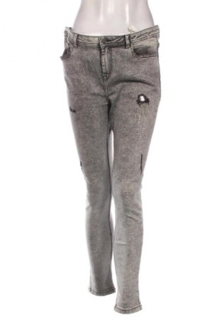 Blugi de femei Cropp, Mărime XL, Culoare Gri, Preț 54,99 Lei
