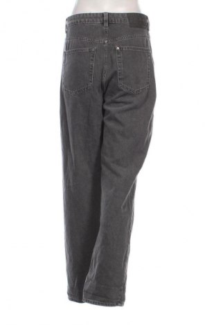 Дамски дънки H&M, Размер M, Цвят Сив, Цена 12,10 €