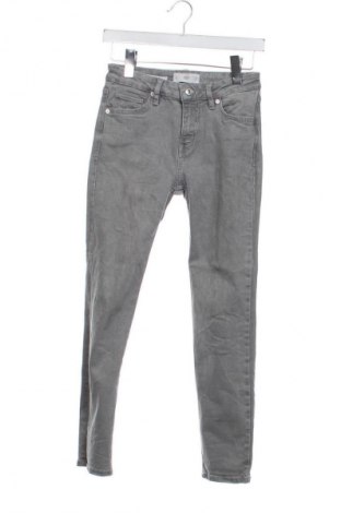 Дамски дънки Mango, Размер XS, Цвят Сив, Цена 3,52 €