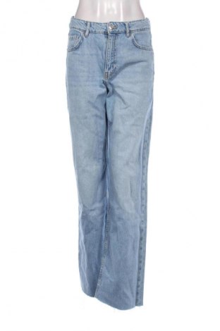 Дамски дънки Mango, Размер M, Цвят Син, Цена 33,63 €