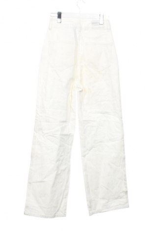 Дамски дънки Meshki, Размер XS, Цвят Бял, Цена 11,75 €