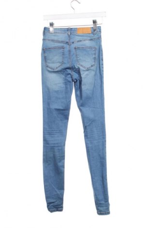 Дамски дънки Noisy May, Размер XS, Цвят Син, Цена 6,64 €