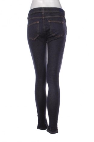 Γυναικείο Τζίν ONLY, Μέγεθος M, Χρώμα Μπλέ, Τιμή 5,99 €