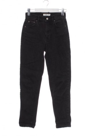 Дамски дънки Pull&Bear, Размер XS, Цвят Сив, Цена 4,09 €
