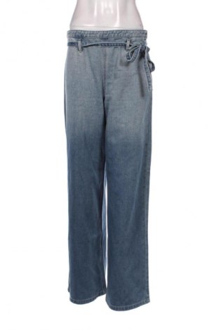 Дамски дънки Reserved, Размер L, Цвят Син, Цена 13,80 €