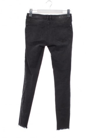 Blugi de femei Sinsay, Mărime S, Culoare Negru, Preț 25,99 Lei