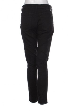 Γυναικείο Τζίν Sisley, Μέγεθος M, Χρώμα Μαύρο, Τιμή 10,99 €