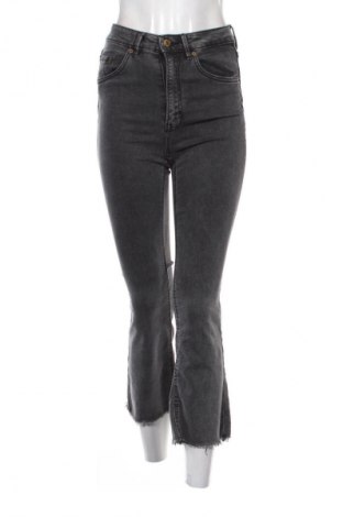 Damen Jeans Stradivarius, Größe S, Farbe Schwarz, Preis € 10,99