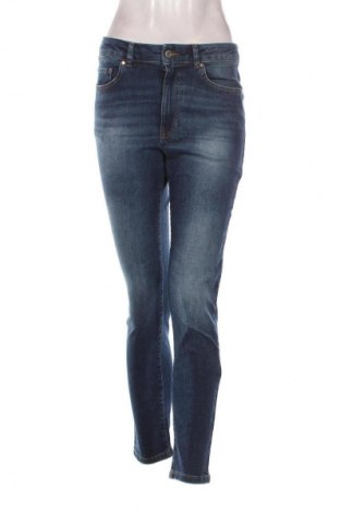 Damskie jeansy United Colors Of Benetton, Rozmiar M, Kolor Niebieski, Cena 21,99 zł