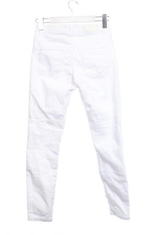 Blugi de femei Vero Moda, Mărime XS, Culoare Alb, Preț 40,99 Lei