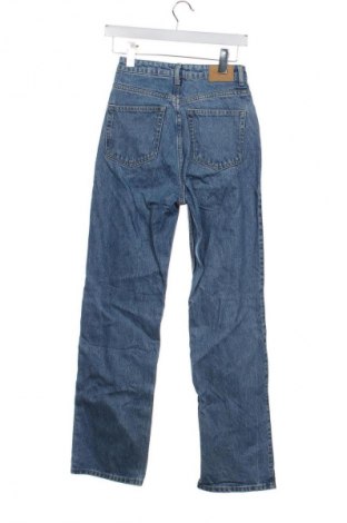 Дамски дънки Weekday, Размер XS, Цвят Син, Цена 19,42 €