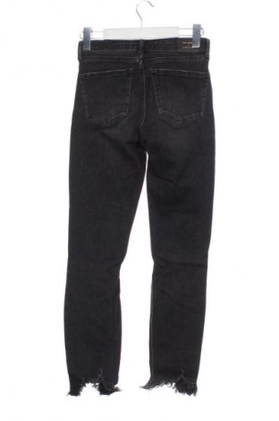 Blugi de femei Zara, Mărime S, Culoare Negru, Preț 104,94 Lei