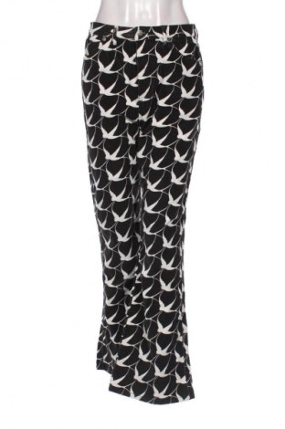 Dámské manšestráky  RVCA, Velikost M, Barva Vícebarevné, Cena  437,00 Kč