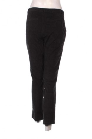 Dámské manšestráky  United Colors Of Benetton, Velikost M, Barva Černá, Cena  209,00 Kč