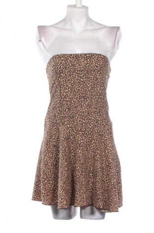 Kurzer Damenoverall Bershka, Größe L, Farbe Mehrfarbig, Preis 21,99 €