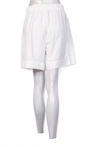 Дамски къс панталон About You, Размер M, Цвят Бял, Цена 6,64 €