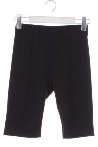 Pantaloni scurți de femei Bershka, Mărime XXS, Culoare Negru, Preț 31,99 Lei