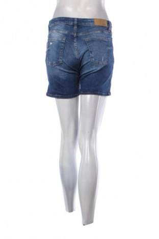 Дамски къс панталон Esprit, Размер S, Цвят Син, Цена 9,20 €