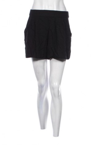 Dámské kraťasy  H&M, Velikost M, Barva Černá, Cena  283,00 Kč
