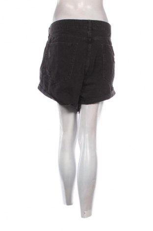 Γυναικείο κοντό παντελόνι H&M Divided, Μέγεθος 3XL, Χρώμα Γκρί, Τιμή 10,99 €