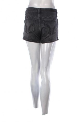 Дамски къс панталон Hollister, Размер M, Цвят Черен, Цена 8,69 €