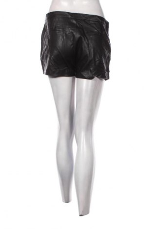 Дамски къс панталон Mango, Размер M, Цвят Черен, Цена 2,55 €