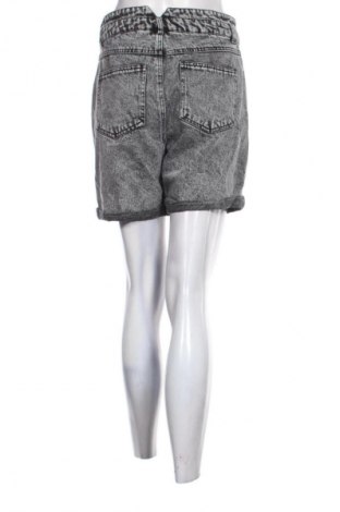 Pantaloni scurți de femei ONLY, Mărime M, Culoare Gri, Preț 35,99 Lei