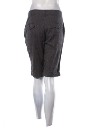 Dámske kraťasy  Pia Jessen, Veľkosť L, Farba Viacfarebná, Cena  2,95 €