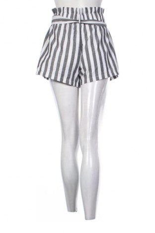 Дамски къс панталон SHEIN, Размер M, Цвят Многоцветен, Цена 10,00 €