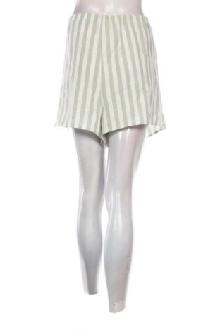 Dámské kraťasy  SHEIN, Velikost 3XL, Barva Vícebarevné, Cena  229,00 Kč