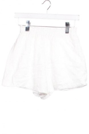 Дамски къс панталон Unbranded, Размер XS, Цвят Бял, Цена 5,84 €